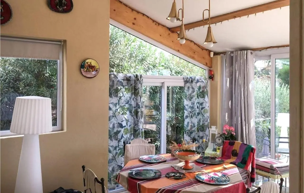 3 Bedroom Nice Home In Maussane-Les-Alpilles